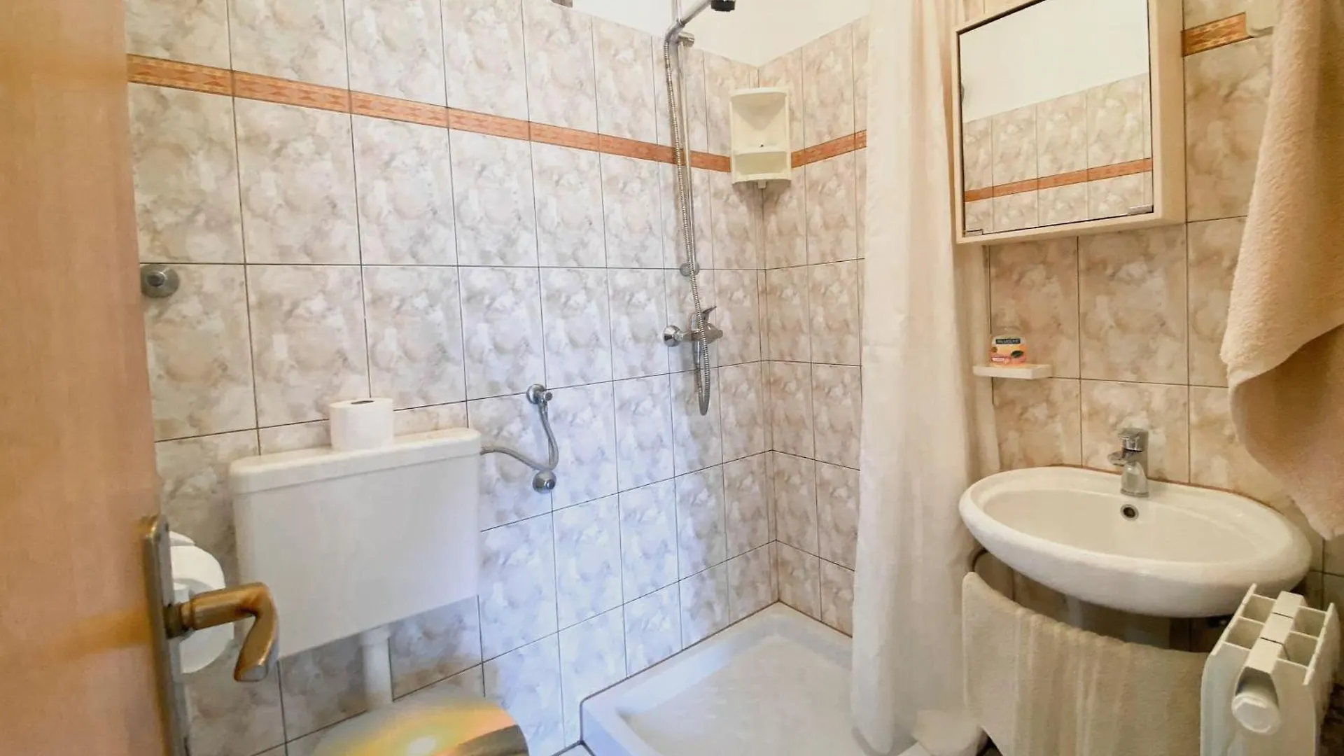מדולין Apartments Lucy